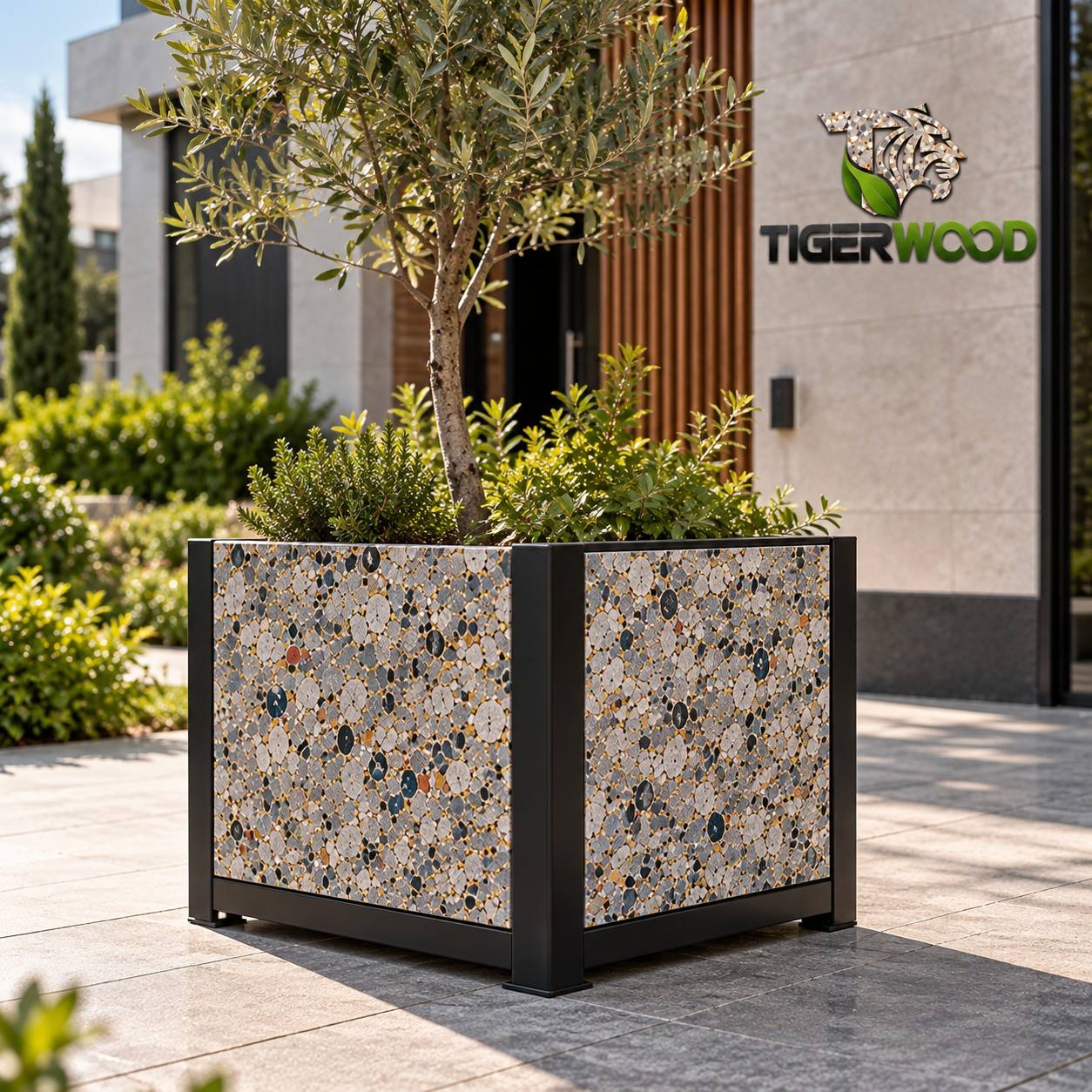 Metal çerçeveli kompozit panel saksı